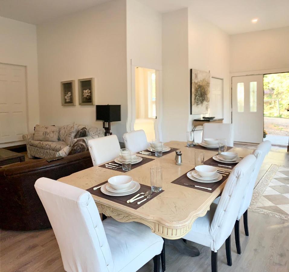 Country Home, Sleeps 6 Pets Friendly 艾伯尼港 外观 照片